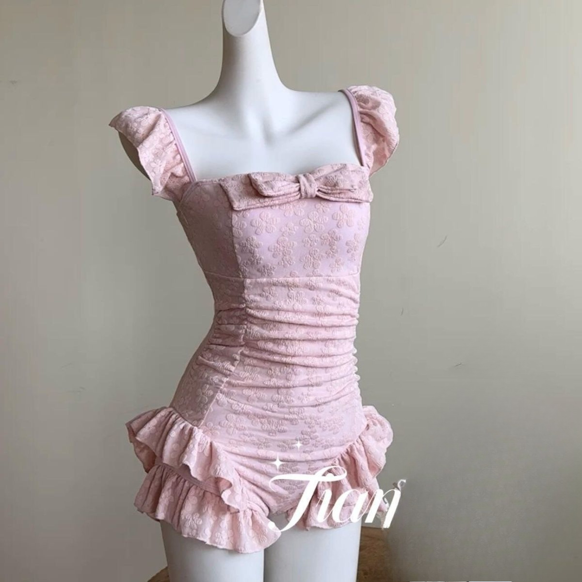 Swimsuit Women Pink Jacquard F – обзор и цена Swimsuit Bikini Ruched