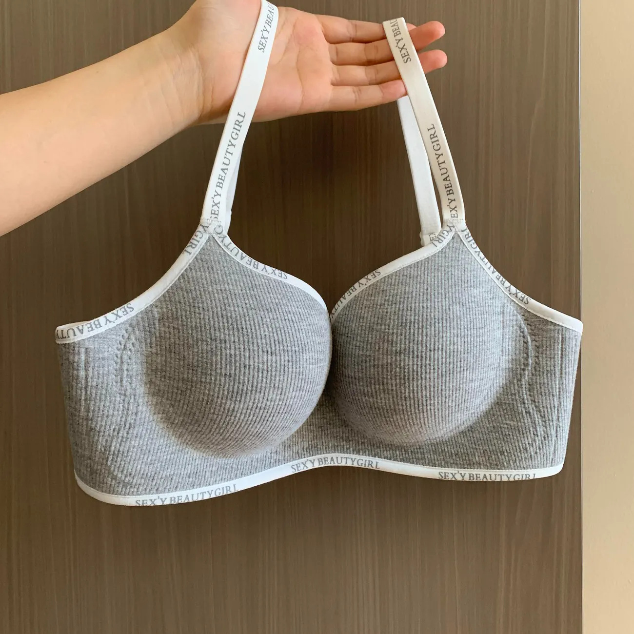 Sexy Seamless Women Sports Bra – обзор и цена Bralette Triangle Set